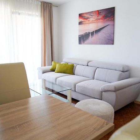 Apartament Apartman Lana Omišalj Zewnętrze zdjęcie