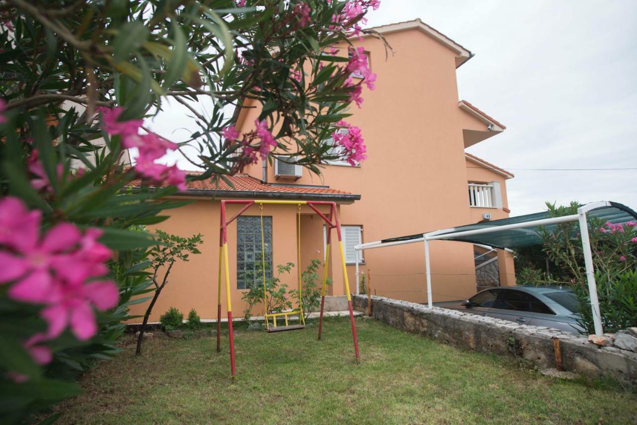 Apartament Apartman Lana Omišalj Zewnętrze zdjęcie