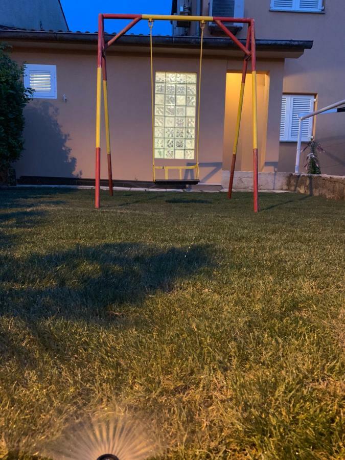 Apartament Apartman Lana Omišalj Zewnętrze zdjęcie